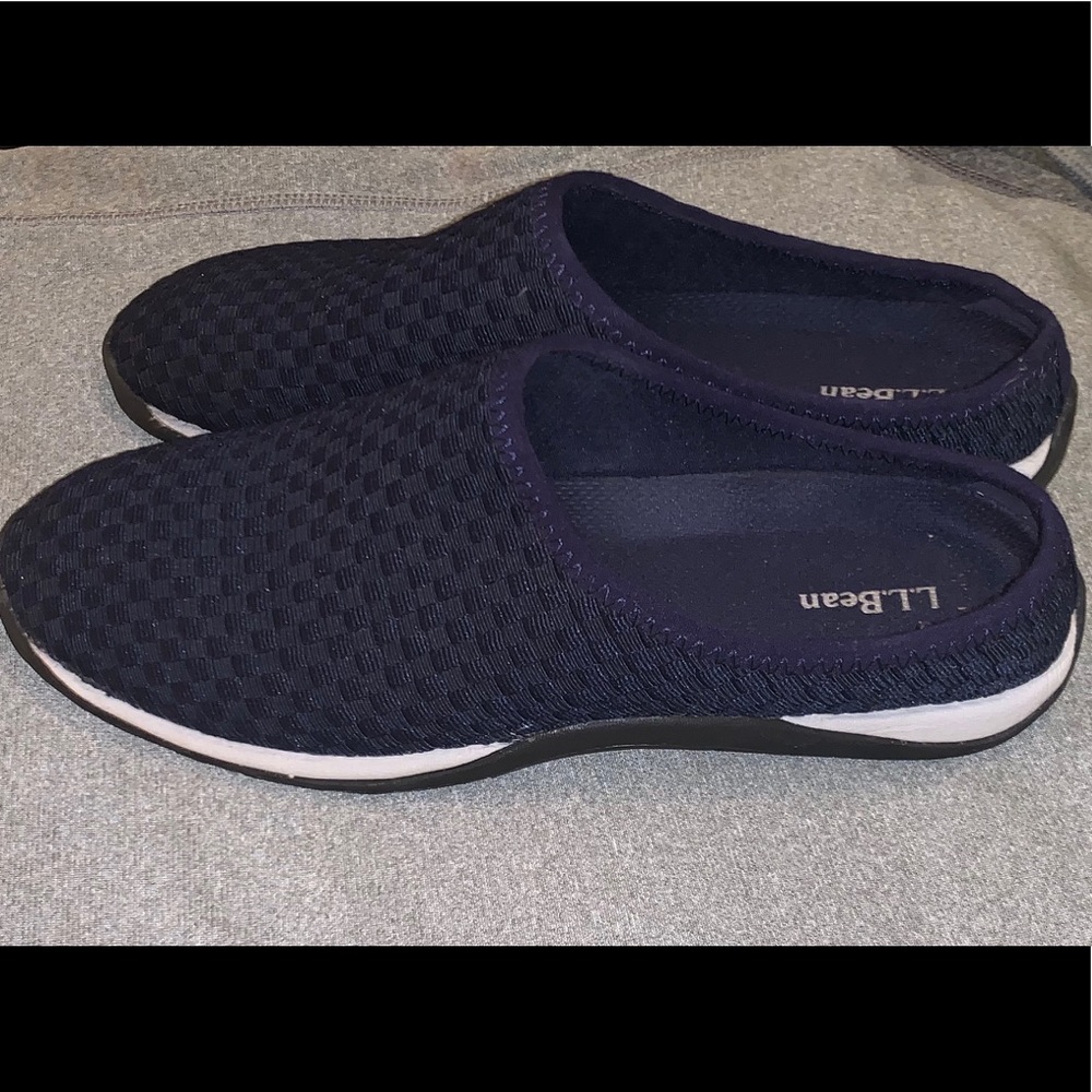 L.L. Bean Navy Blue Shoes